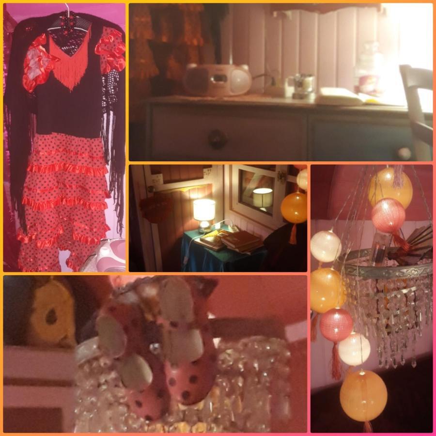 La Roulotte De Lola - Chambre D'Hotes La Celle  Εξωτερικό φωτογραφία
